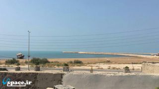 منظره دریا از داخل اقامتگاه بوم گردی سرای باباحاجی - تنگستان - بندر رستمی